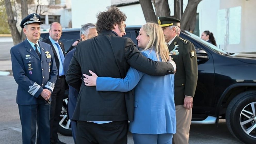 Hebe Casado pintó de “color violeta” el acuerdo entre Alfredo Cornejo y Javier Milei