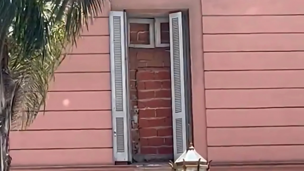 Qu� hay detr�s de las ventanas tapiadas de la Casa Rosada