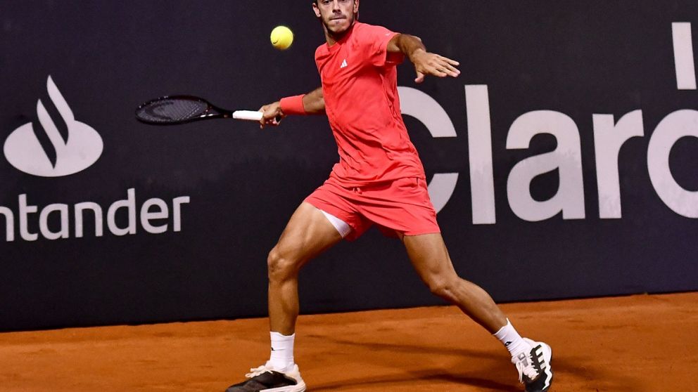 Francisco Cerúndolo logró avanzar en el ATP 500 de Río con una sólida victoria