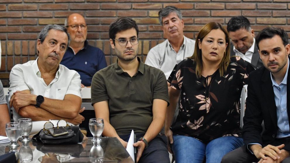 La oposici�n sali� a responderle a Mercedes Rus: “Las respuestas nos dejan m�s dudas que certezas”