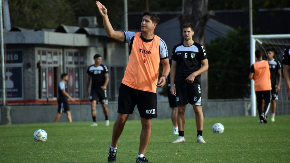 Gimnasia y Esgrima vs. Temperley: el Lobo busca mantener su racha invicta en la Primera Nacional