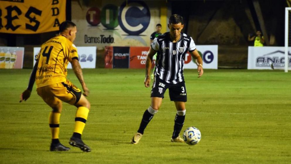 Gimnasia y Esgrima empat� con Mitre de Santiago del Estero y mantiene la punta