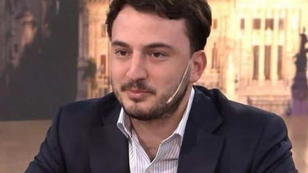 Agustín Romo apuntó a Lucas Llach: “Odio que seas de nuestro Gobierno. Pelotudo”