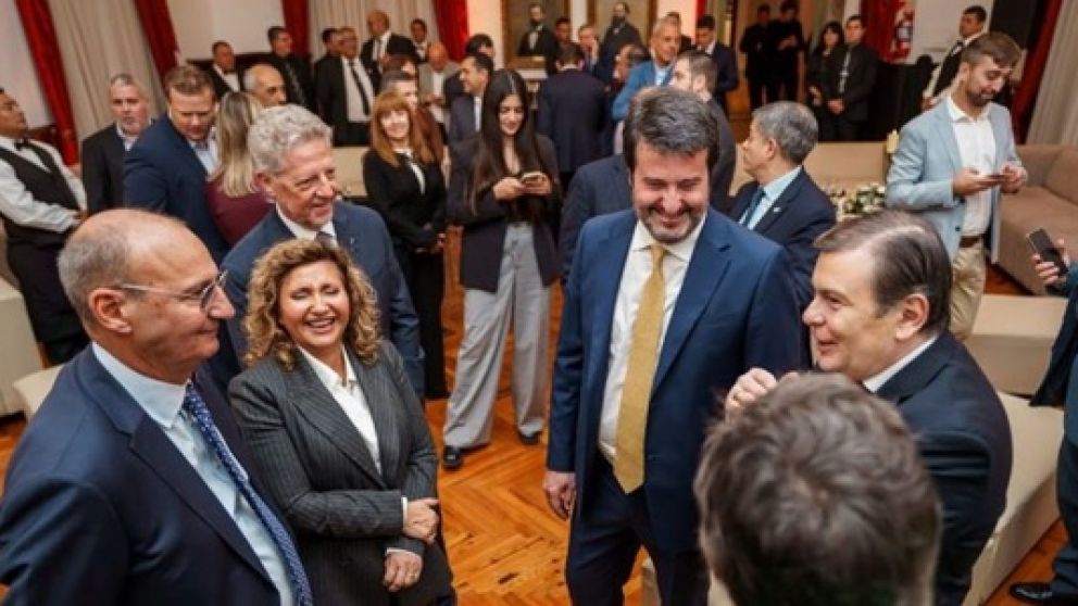 El Gobierno de Mendoza lidera la Comisión de Integración Física y Energética a nivel nacional