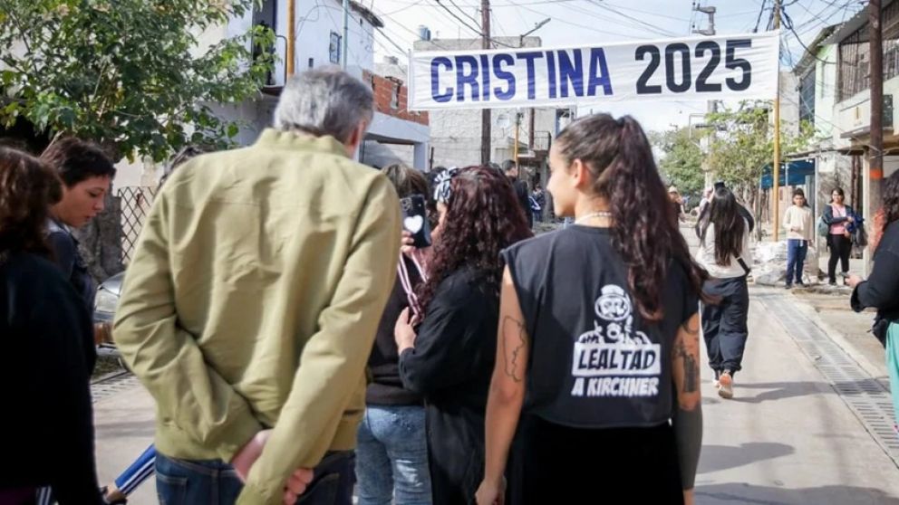 Máximo Kirchner anticipa la candidatura de CFK y tensa la relación con Kicillof