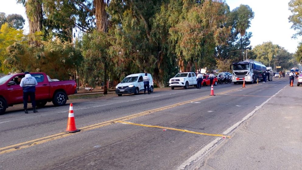 Controlaron a más de 600 personas en operativos interprovinciales entre Mendoza, San Juan y San Luis