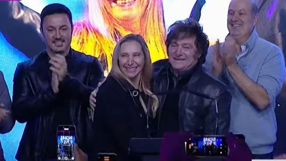 Milei festej� el triunfo en CABA y adelant� que va por m�s: “Se pint� de violeta el basti�n amarillo”