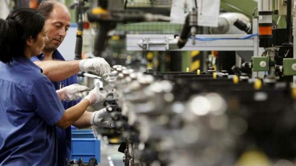 6 de cada 10 trabajadores argentinos se muestran optimistas sobre el futuro de su sector laboral