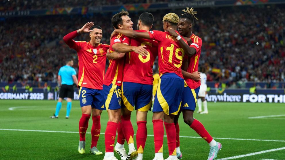 Espa�a fue efectiva, precisa e impiadosa ante Francia. Ahora va por Portugal. 
