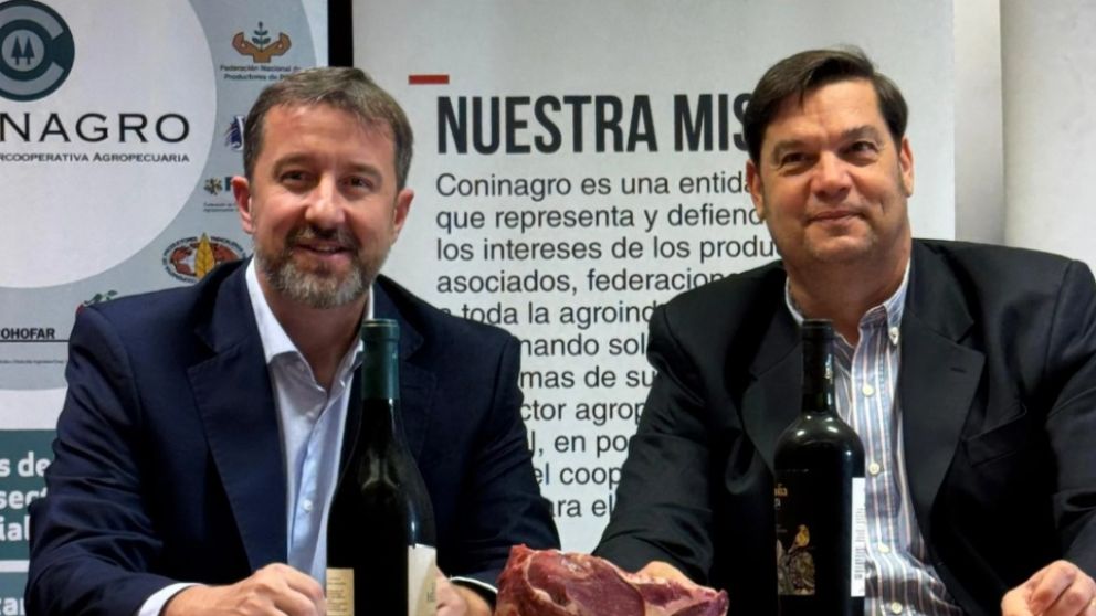 Convenio entre IPCVA y COVIAR, los presidentes.