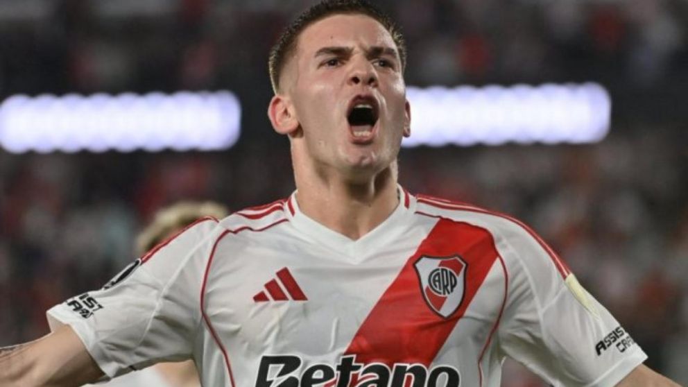 Aseguran que Mastantuono ya firm� con Real Madrid y se hizo la revisi�n m�dica