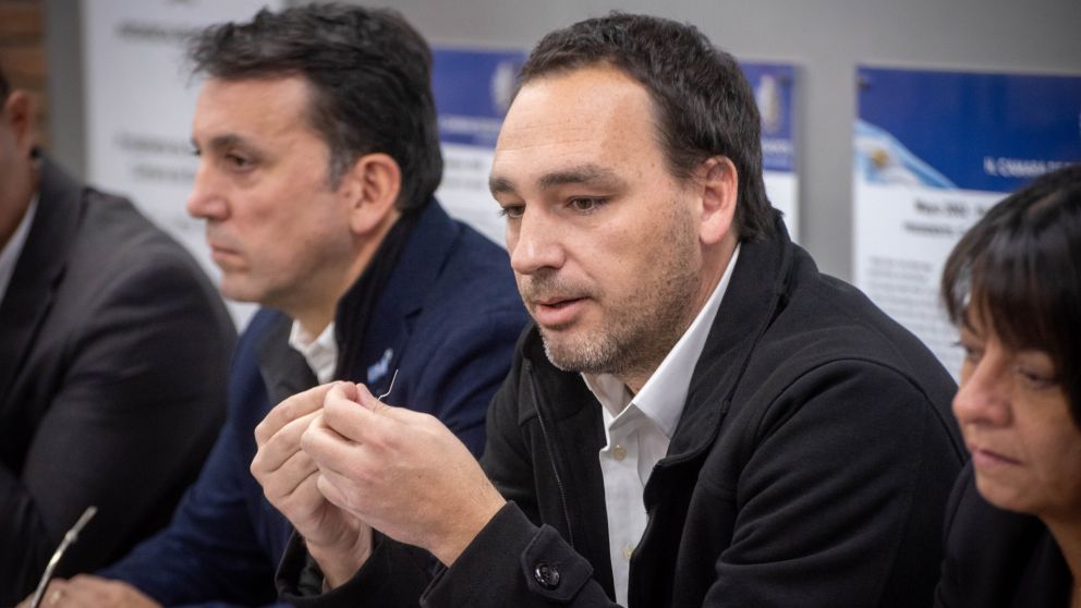 Los ministros Rodolfo Montero y Tadeo García Zalazar en la Legislatura. / Prensa Gobierno