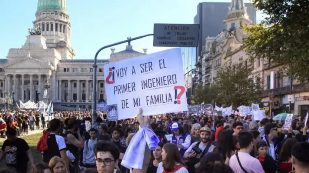 Docentes universitarios anunciaron un paro de 48 horas y una nueva Marcha Federal