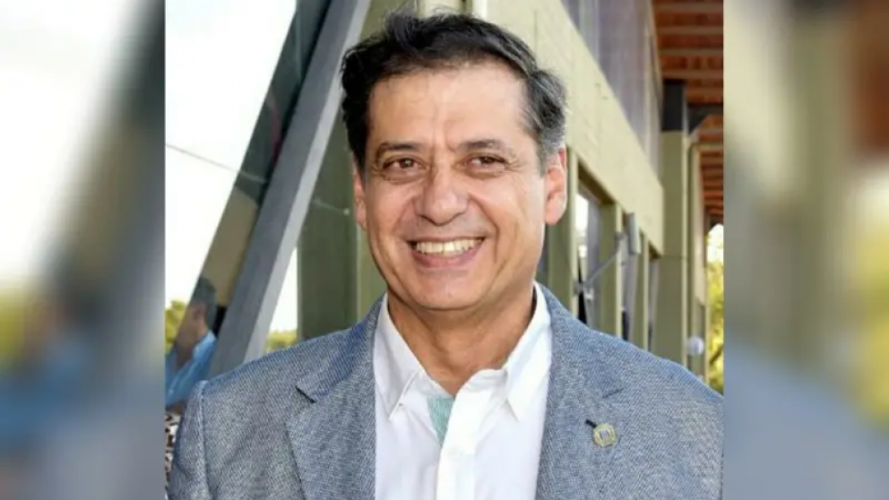 El Presidente de Regatas llevó a cabo una exitosa negociación.