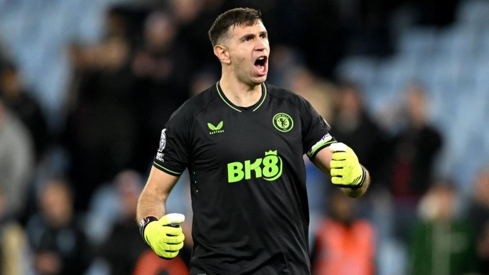 El arquero argentino vería con buenos ojos la posibilidad de continuar viviendo en Inglaterra.