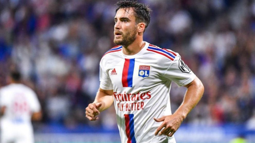 Nicol�s Tagliafico analiza su futuro: las dos ofertas que recibi� tras el descenso de Lyon