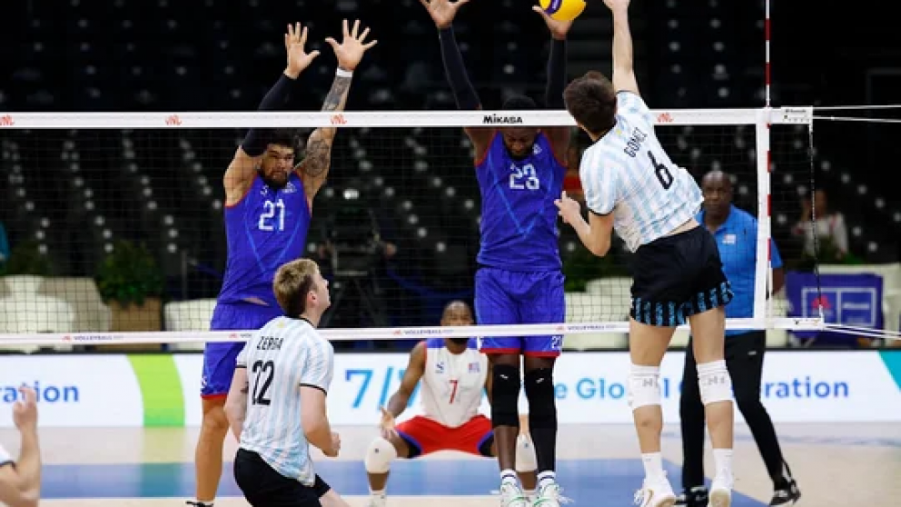 Argentina consigui� un triunfazo ante Cuba por la Liga de Naciones de Voley. 
