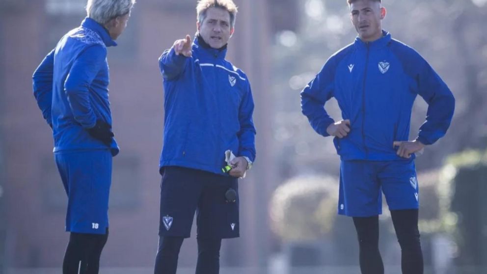Guillermo habl� de la posible salida de Maher Carrizo y puso el ojo en un jugador de River: “Es muy bueno”