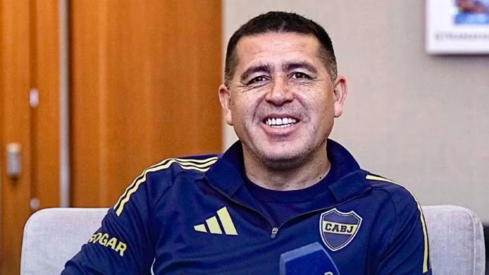 Román sige buscando refuerzos. ¿Le habrá consultado a Russo?.