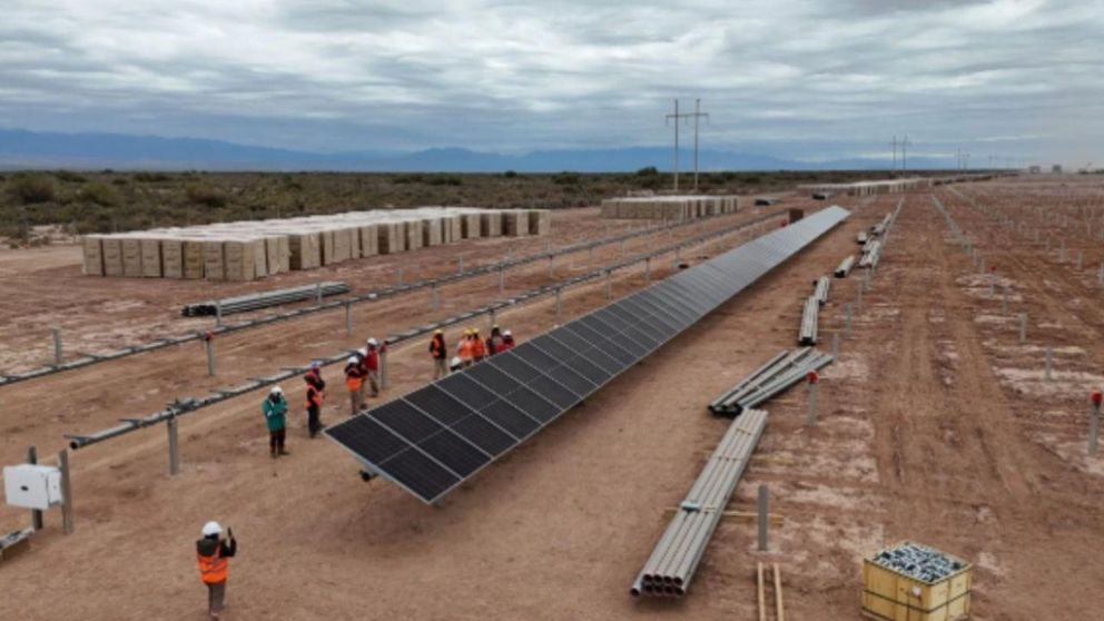 Parque solar El Quemado, ubicado en Mendoza.
