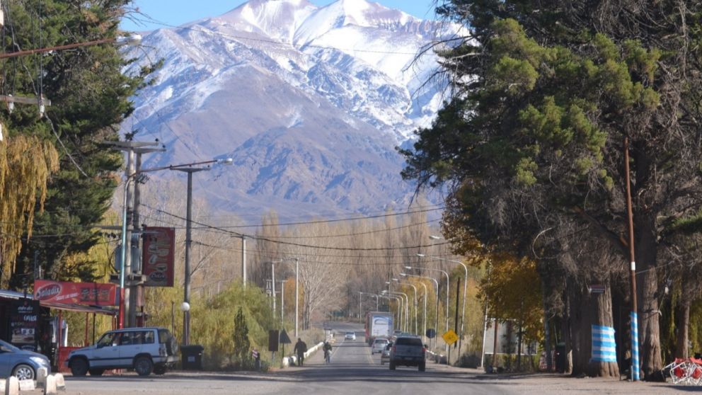 Fat�dica muerte de una mujer frente al acampe antiminero de Uspallata