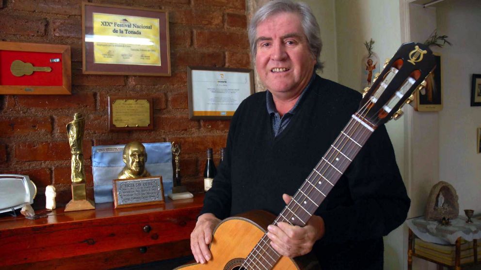 Mariano Cacace y su guitarra, inolvidables. Fuente: Gobierno de Mendoza.