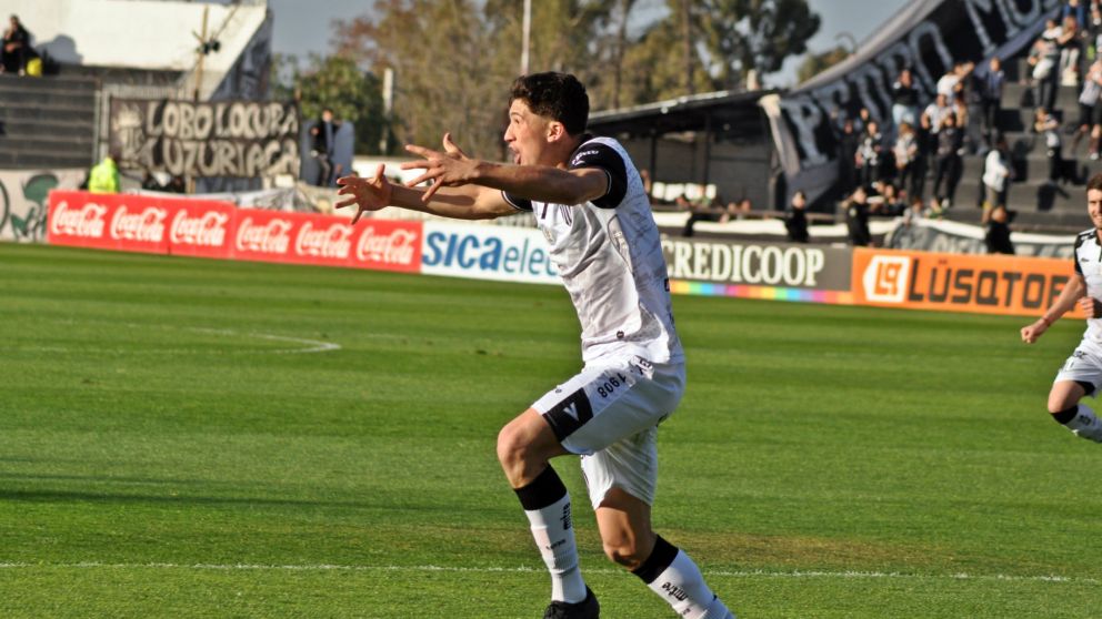 Desahogo. Gimnasia ganó un partido complicado ante Almirante Brown