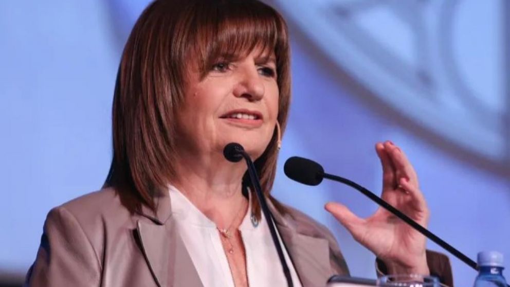 Bullrich tildó de “ridículo” el paro del fútbol: “Es confundir la institución con sus conductas”