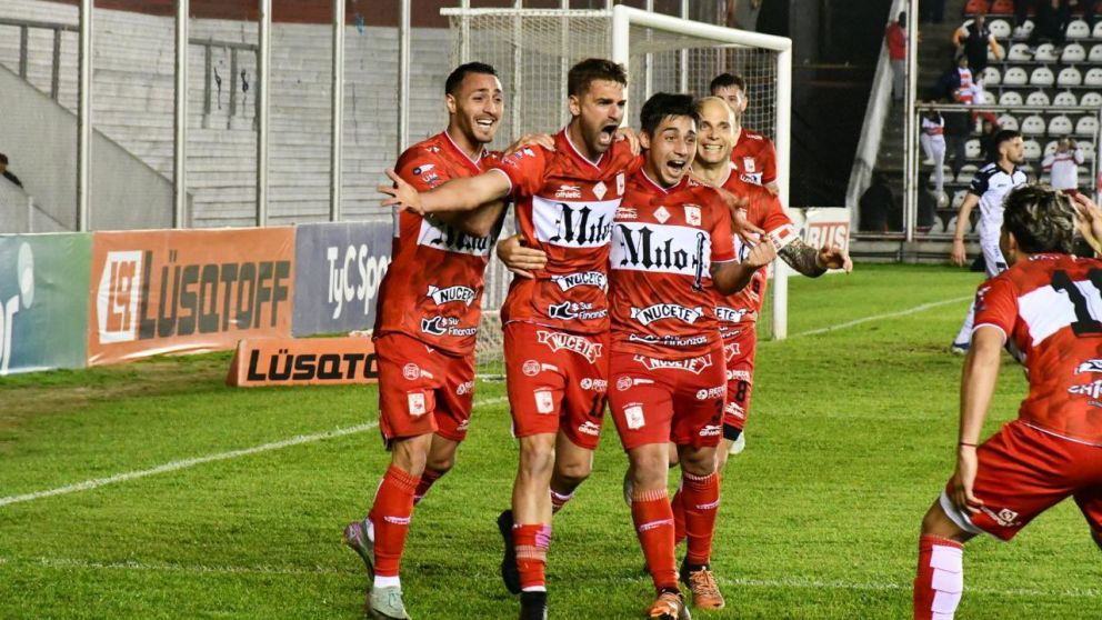 Morón fue más que Gimnasia y justificó su victoria.