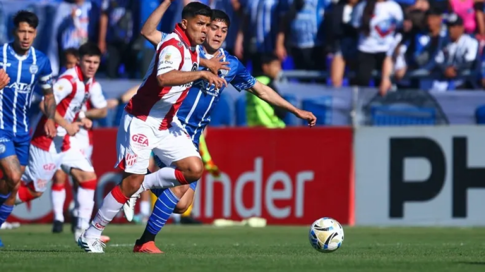El Expreso se fue silvado del Feliciano Gambarte. 
