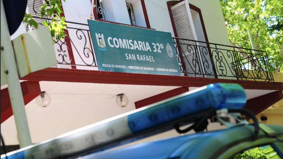 Detuvieron a una banda delictiva que robaba cables de telefon�a en San Rafael: dos son menores