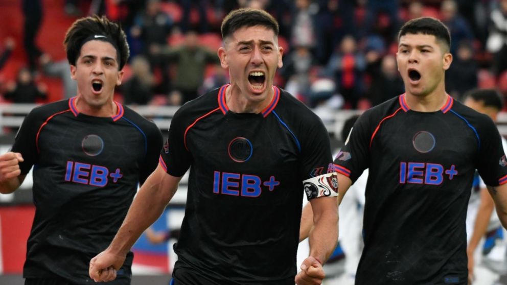 La cara llena de gol. San Lorenzó agudiza el mal momento del Bodeguero.