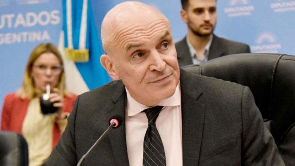 Espert renunci� a la Comisi�n Presupuesto y Hacienda en Diputados