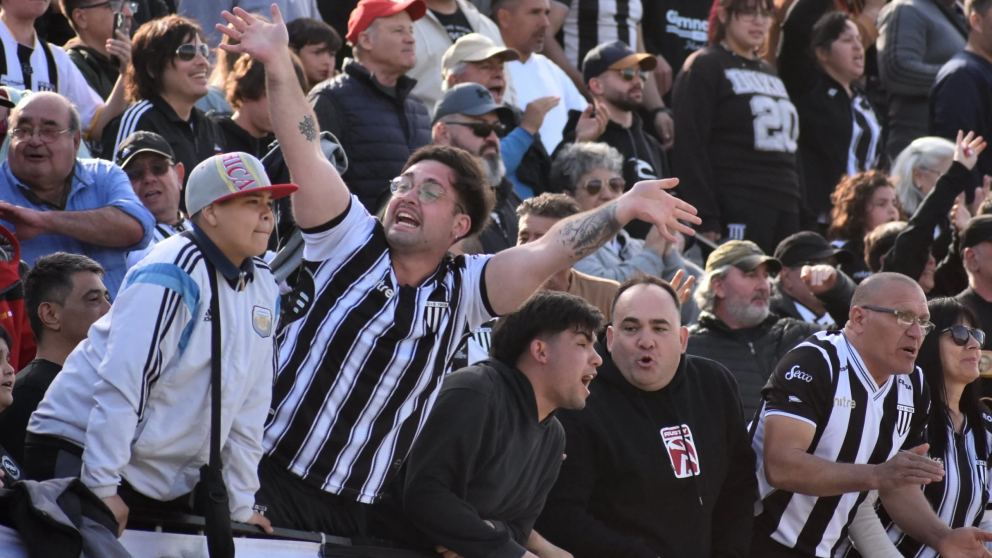 Habr� una gran cantidad de hinchas, esta tarde, en el estadio de Platense.
