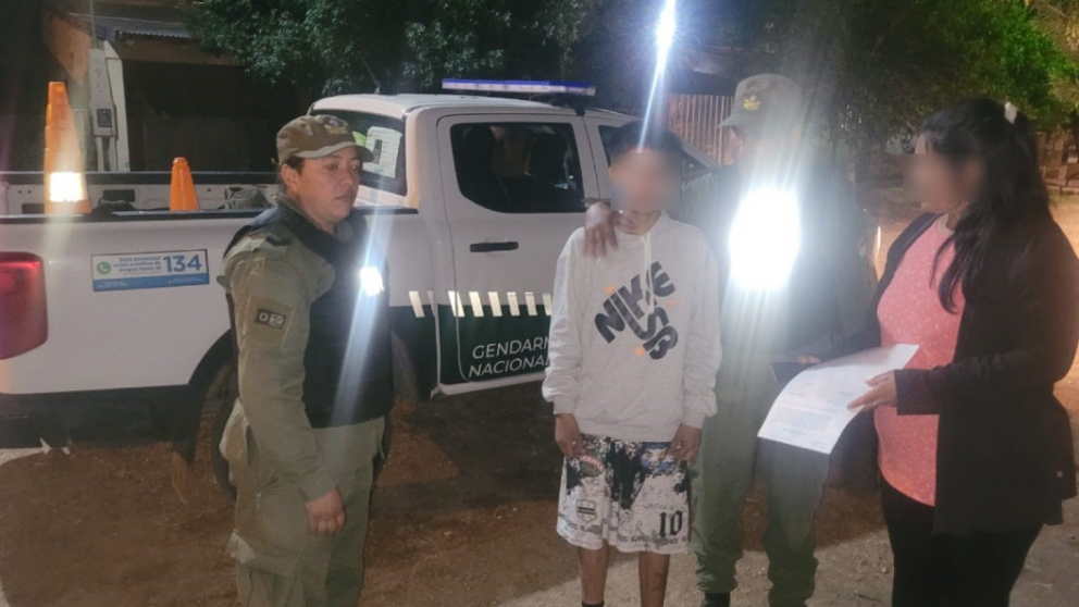 Gendarmer�a encontr� a un menor desaparecido en el sur de Mendoza: estaba herido y llorando