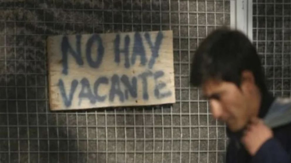 Hay dos millones de personas desocupadas o trabajando en negro en la Argentina