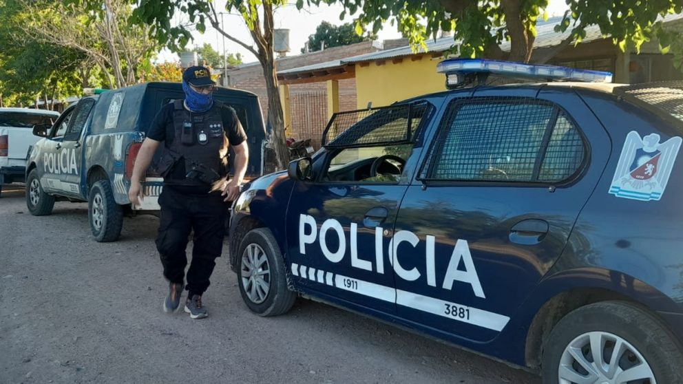 Detuvieron a tres personas por robos perpetrados en Ciudad y Godoy Cruz