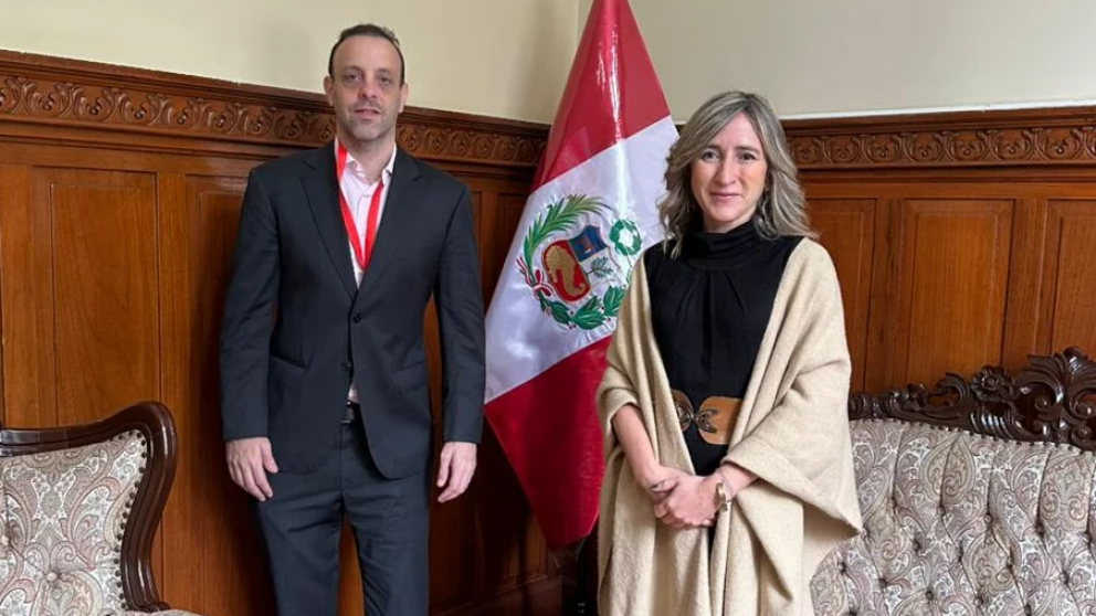 Una diputada mendocina defendi� el modelo de Javier Milei en Per�
