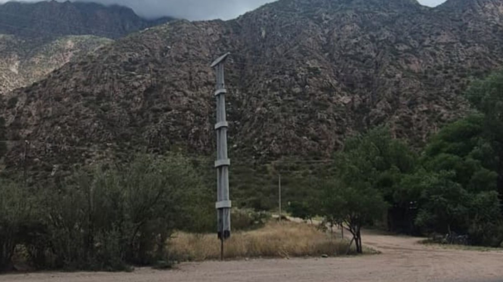 Rescataron a una pareja que se perdi� en un cerro de Cacheuta: estaban heridos