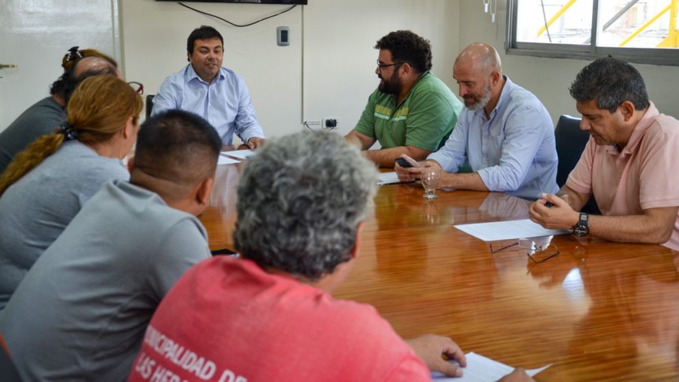 Aumento de sueldo y bono en Las Heras: Lo Presti cerró las paritarias para los próximos cuatro meses