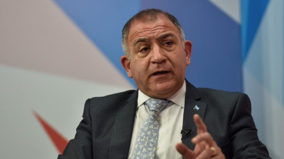 Luis Juez se sumó oficialmente a La Libertad Avanza