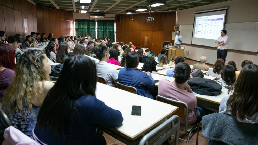 La UNCuyo se mantuvo entre las mejores universidades del pa�s, pero retrocedi� en el ranking mundial