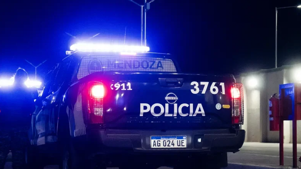 Dos delincuentes fueron aprehendidos tras intentar robar un vehículo en Guaymallén
