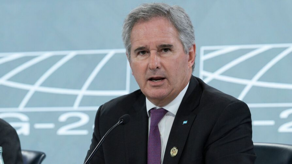UxP exigió que Pablo Quirno explique el tratado de comercio con EEUU
