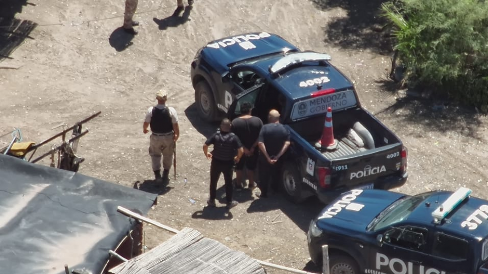 En fotos: desarticularon una banda que comercializaba carne de caballo en Guaymall�n