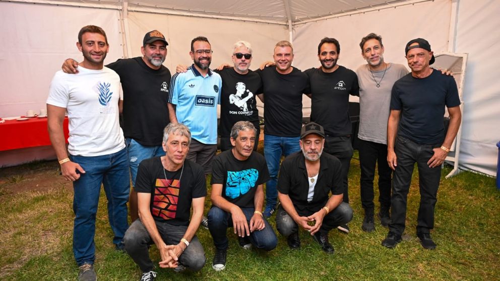 Godoy Cruz: Estelares iluminó la primera noche del Festival “A Morfar” ante una multitud