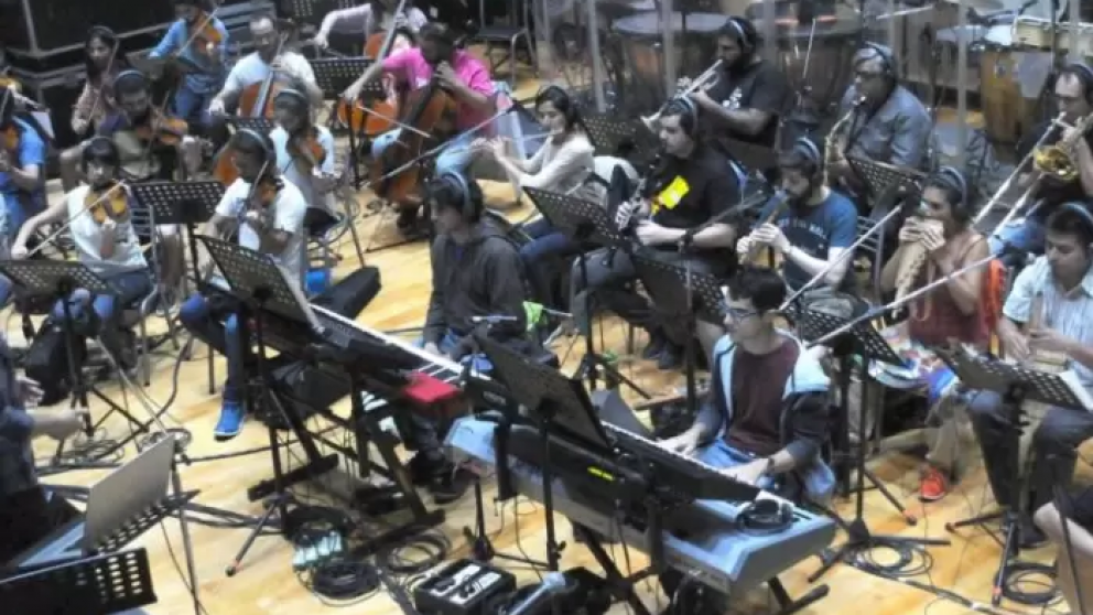 Robaron en la sala de ensayos de Vendimia: se llevaron equipos y un acorde�n a piano