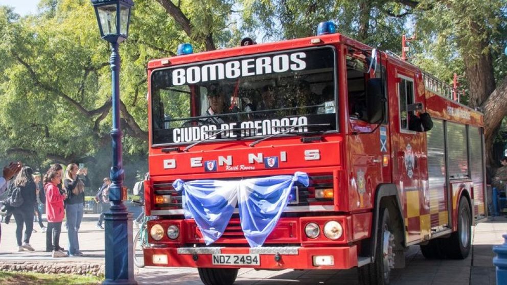 Evacuaron una pizzería por un principio de incendio en pleno centro mendocino
