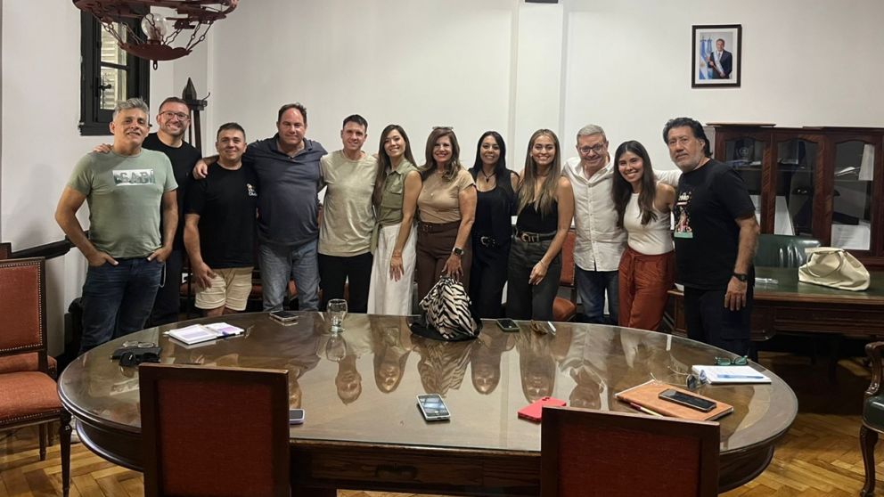 Ac� est�n, estos son: la Vendimia 2026 ya tiene a sus locutoras y locutores