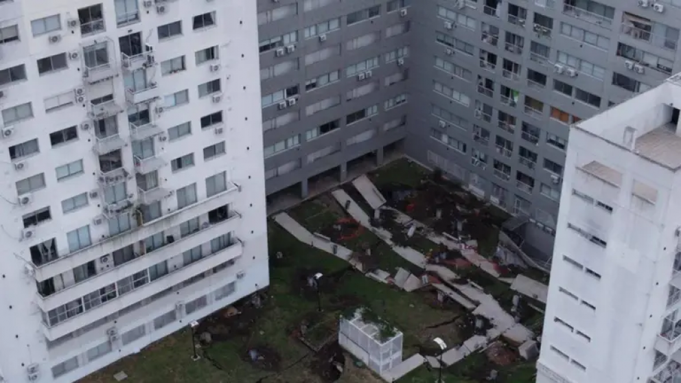 Una constructora en la mira por el derrumbe en un edificio del Plan Procrear en CABA